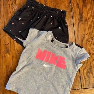 Nike 12 month girls set